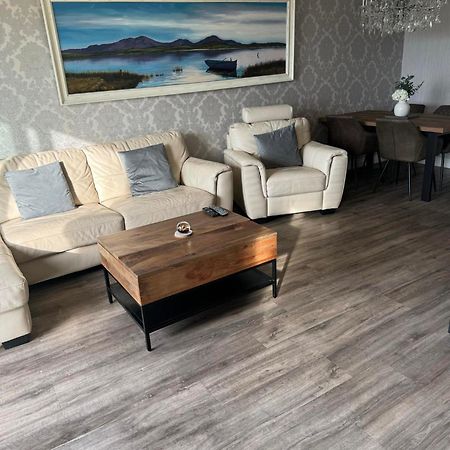 Largs Sea Front, Modern Apartment Exterior foto